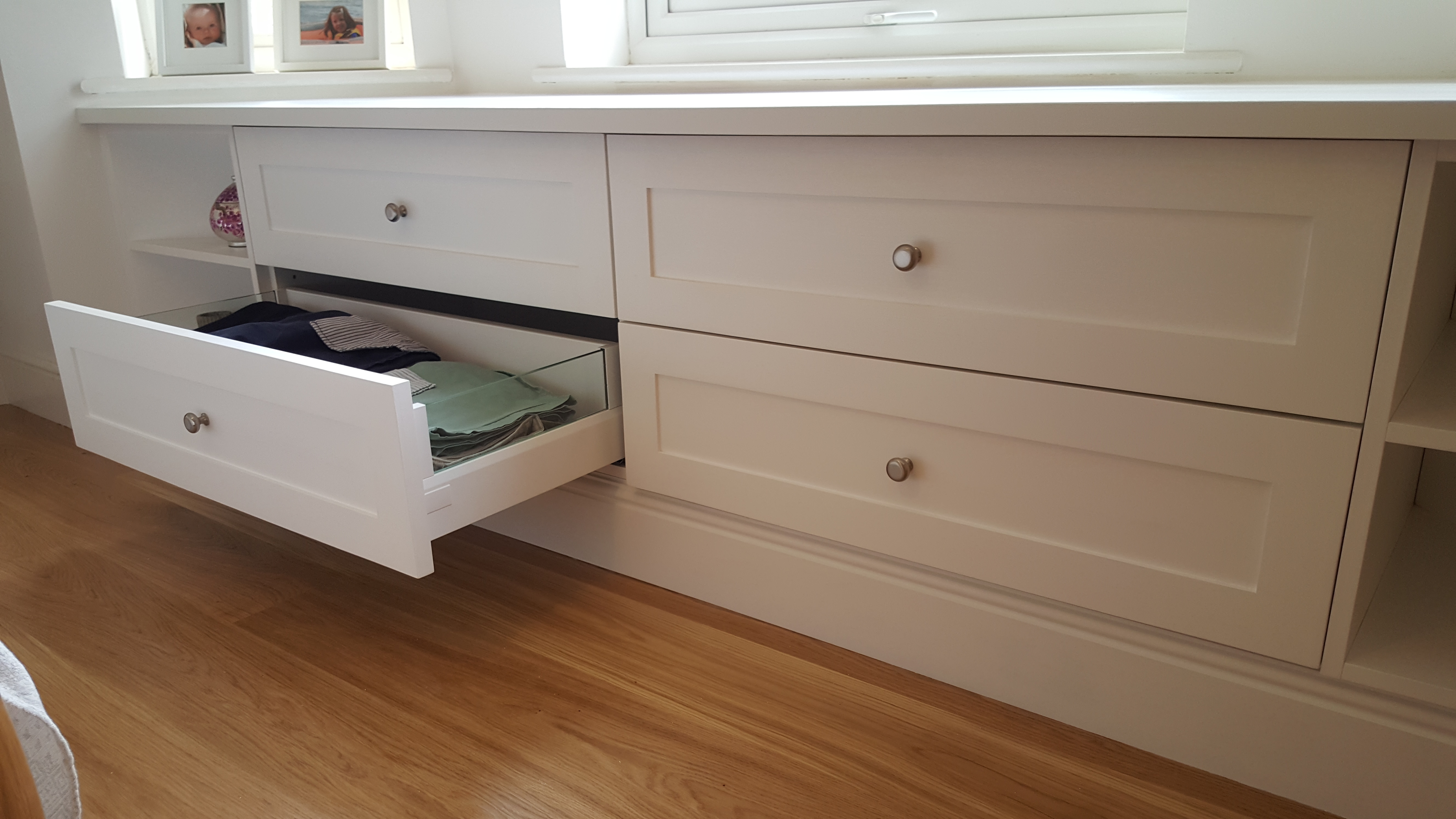 Soft Close Drawers In Bespoke Bedroom Furniture Lichfield S